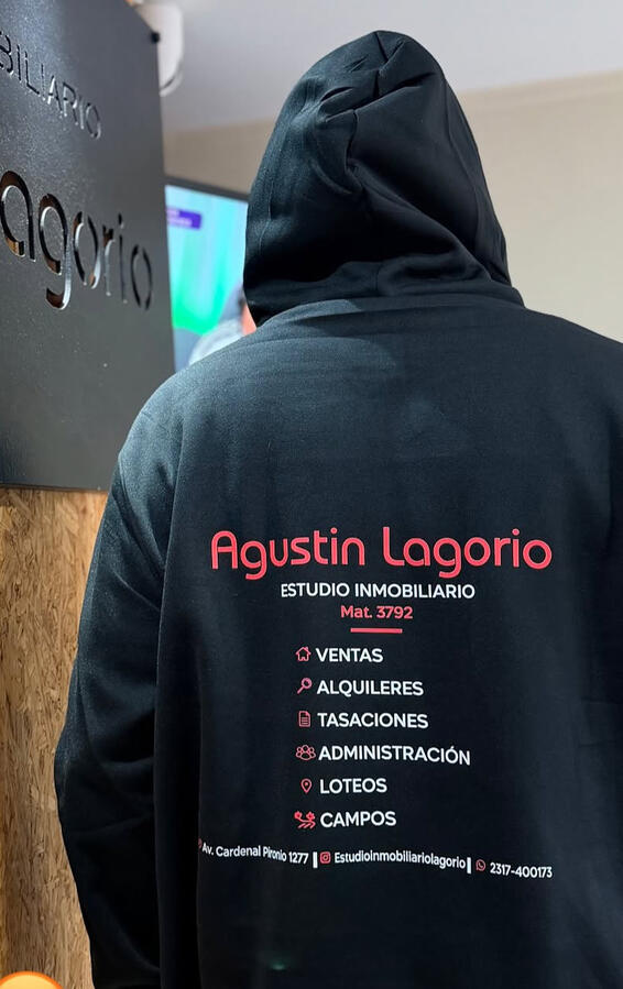 Buzos para Inmobiliaria Agustín Lagorio